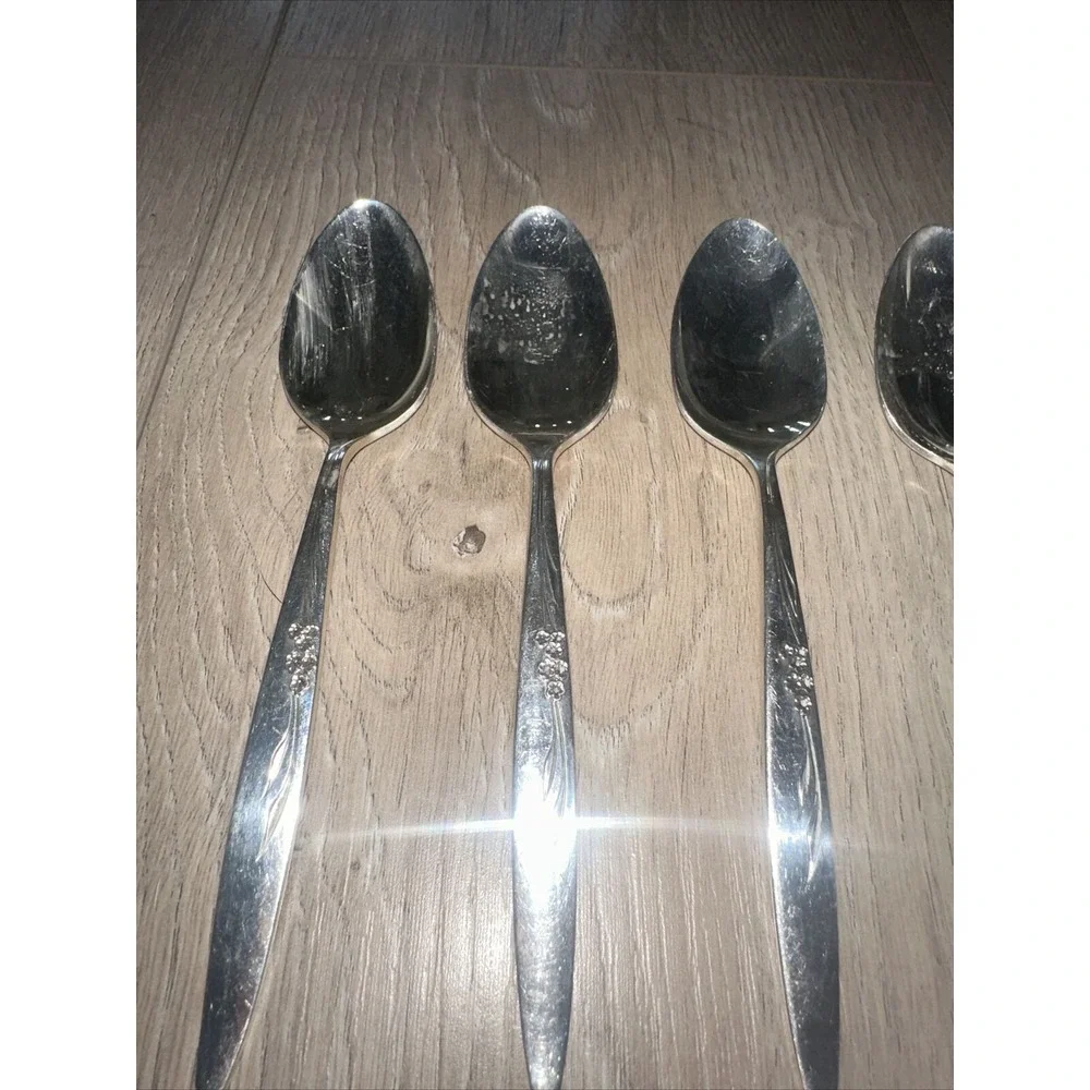 Oneida Community Silverplate 1960 Enchantment‎ Gentle Rose 4 Teaspoons
